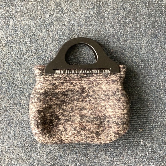 Wool tweed double handle unbranded purse wooden fish embellishment front & back - Picture 4 of 6